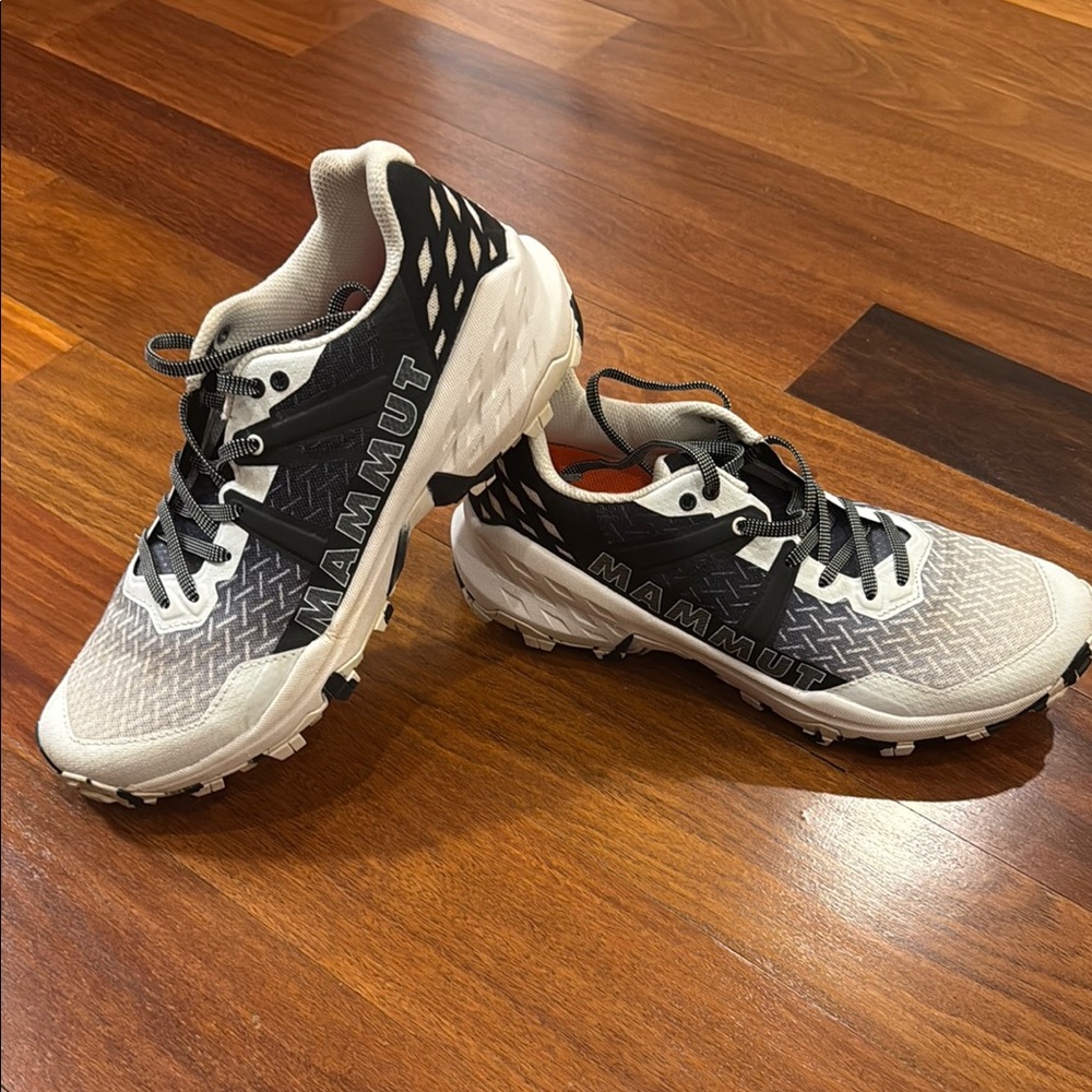 Mammut Black and Gray Athletic Shoes